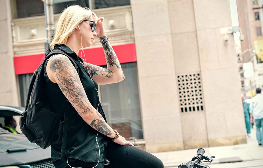 ユーモア溢れるオールドスクールタトゥー宮崎-Kowhey氏の遊び心を取材DOTT