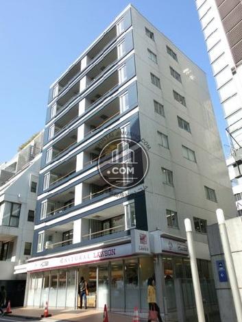 ぬれない滝 アクアウォールパネル ＜ドトールコーヒーショップ 渋谷道玄坂店 様＞