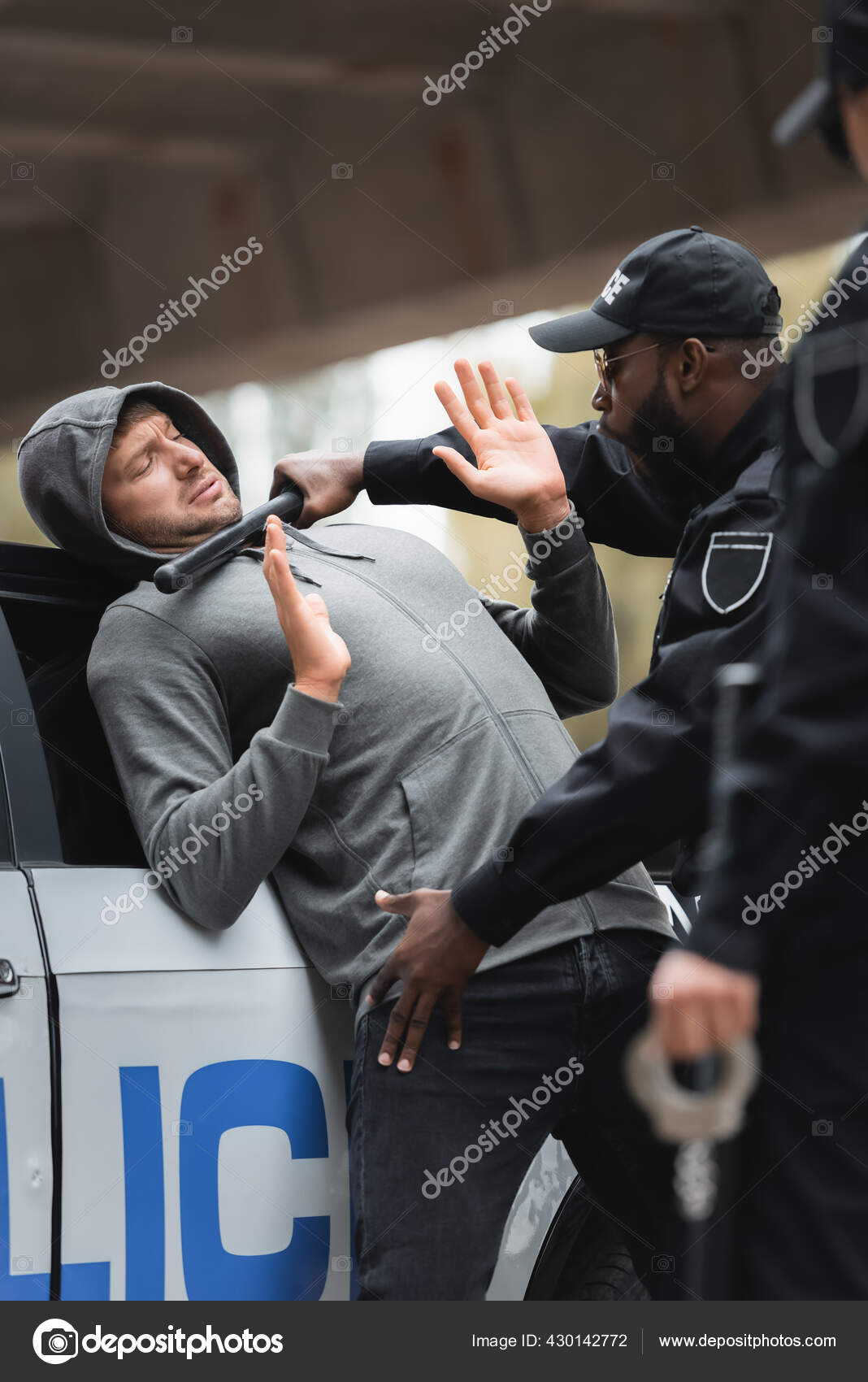 ミリブロNews:「我々はロックバンドではない」― 厳格な米海兵隊で再入隊の進路を阻む「タトゥー」