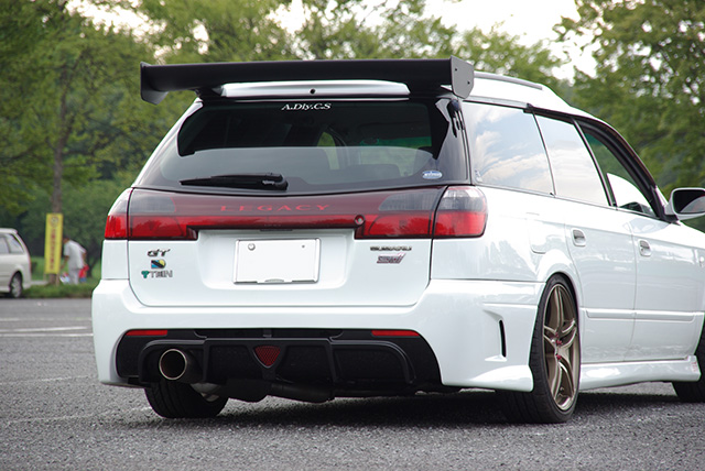 4型～現行モデルハイエース 標準ボディー用 LEGARE リアバンパースポイラーを販売！ カスタムパーツ専門店 200Kモータリング