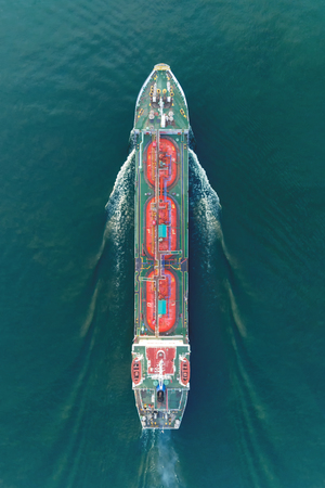 船の速度はどのくらいなの？コラム中古船の売買をお考えなら 株式会社 天草海洋中古船の売買は全国対応の株式会社天草海洋