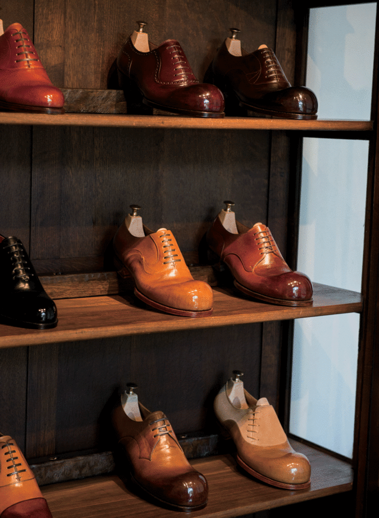 靴職人ラズロ・ヴァーシュによる「Handmade SHOES FOR MEN」の和訳本を購入 - +αな暮らし