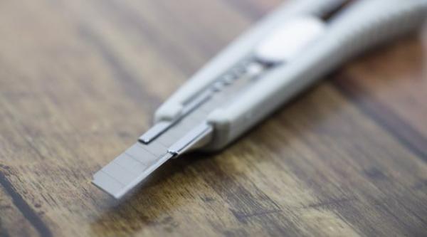 カッコいい！折り畳みナイフ サバイバルナイフ アウトドアナイフ - メルカリ