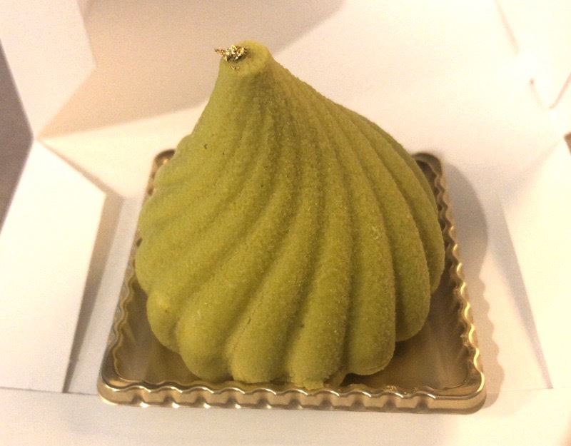 百貨店催事『オスピターレ』博多バリバリのあまおう味とスフォリアテッラ。 - お菓子を巡る暮らしの雑記帖