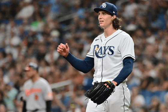 タイラー・グラスノー – BASEBALL KING