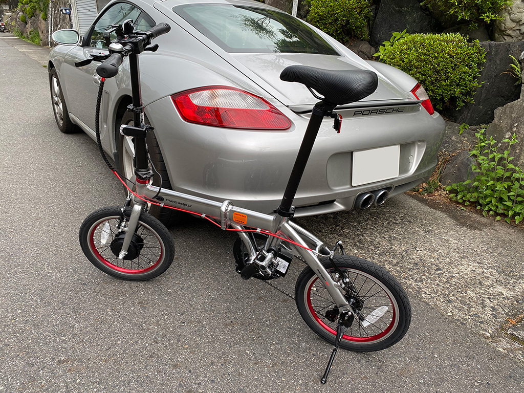 THULE プロライドth598 を2台、BMW3シリーズセダンTHULEウィングバーエッジで取付した事例の紹介