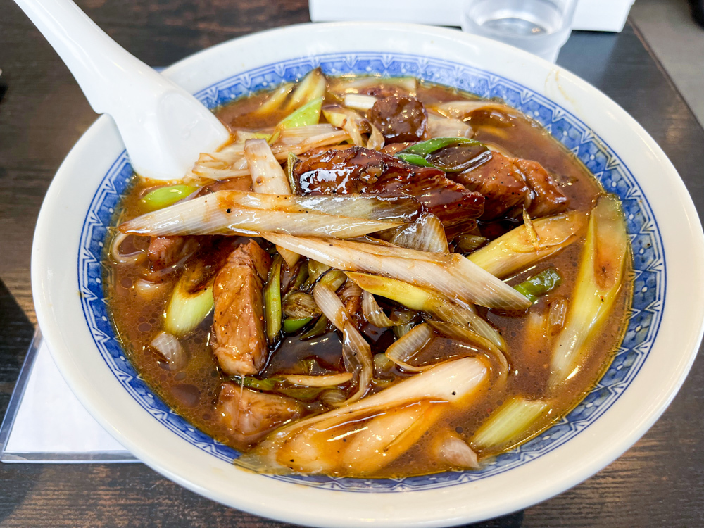 今日は青森市あさ利さんでネギラーメンを食べてから田舎館村のGOMA展を楽しみ😊その後はカフェキエロさんでデザートをいただいて雪が降った寒い青森 県を思う存分楽しみました。連休初日満足な1日です☝️