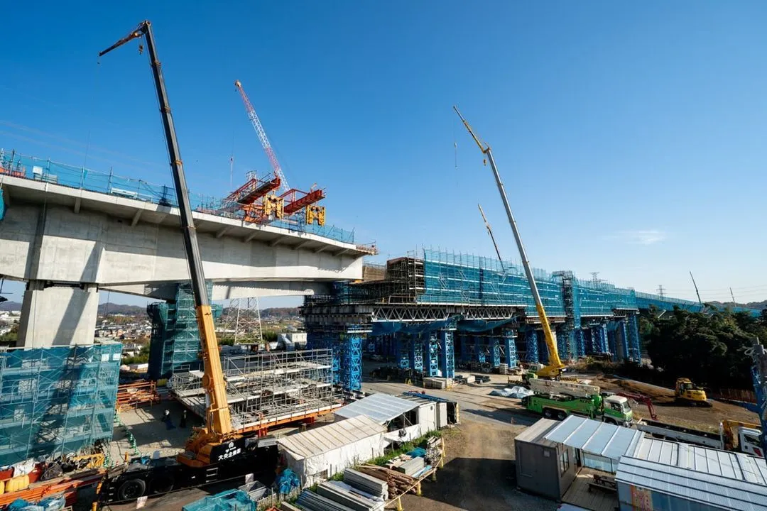 シミズの建設現場をカメラガールズが撮った