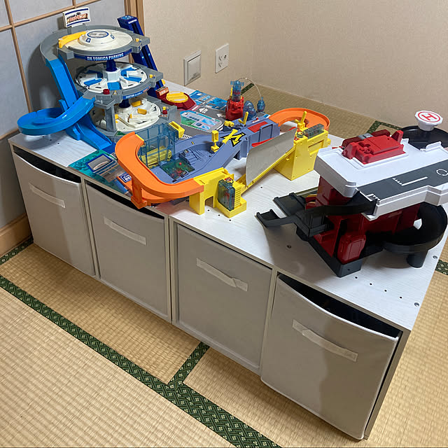 真似したい＆子供夢中！ 100均グッズで「手作りトミカタウン」子供とお出かけ情報「いこーよ」