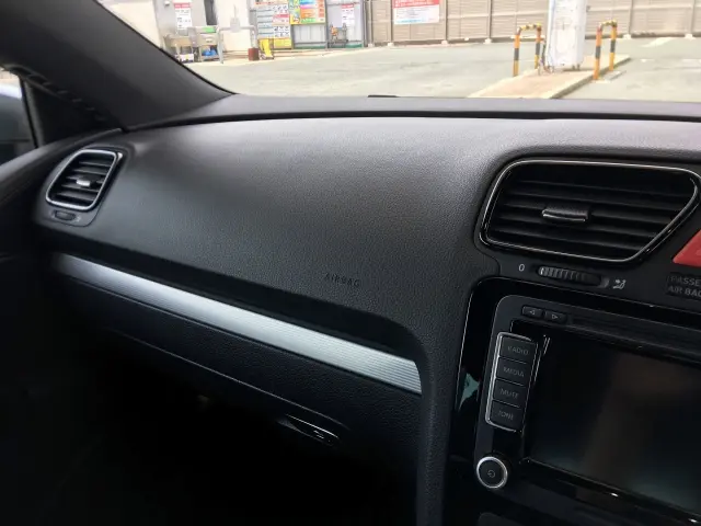 ダッシュボードの場所と役割ダッシュボード修理も札幌のトータルリペアつぼかわへ