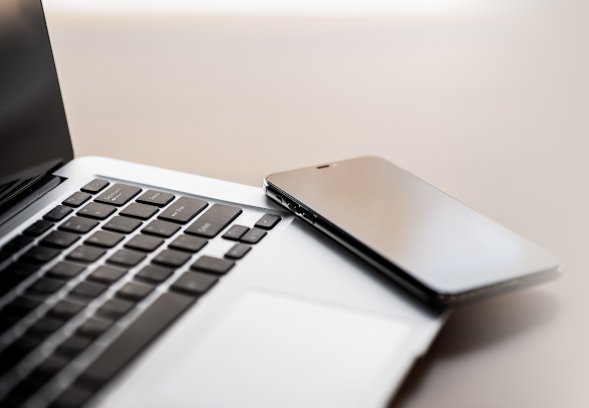 若者のパソコン離れ？若年層のPC普及率調査 10代20代対象