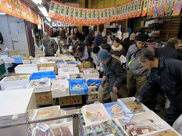 年末の築地買い出しは12月29日の13時からがねらい目！「運が良ければマグロ半額も！」女性自身