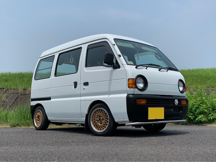 えっ、これがエブリイなの!? ディフェンダー風の丸目ライトで大胆チェンジ！ダムドのフェイスチェンジキットがラインアップ拡大中 その1Motor-Fan モーターファン自動車関連記事を中心に配信するメディアプラットフォーム