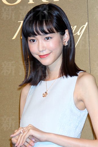 30枚】超人気モデル桐谷美玲のセックスシーン : 画像ナビ!