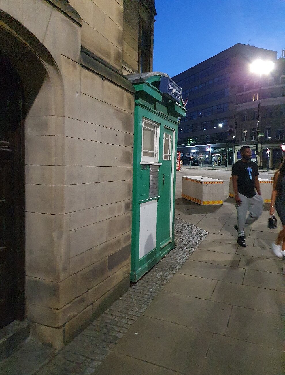 警亭- 维基百科，自由的百科全书