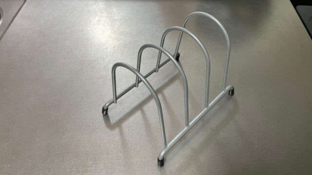 ノートパソコンをスリープさせずに立てて使う便利なPCスタンドStart Point