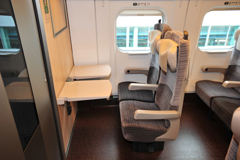 新幹線の中について考えてみた近江娘 ブランディング奮闘記