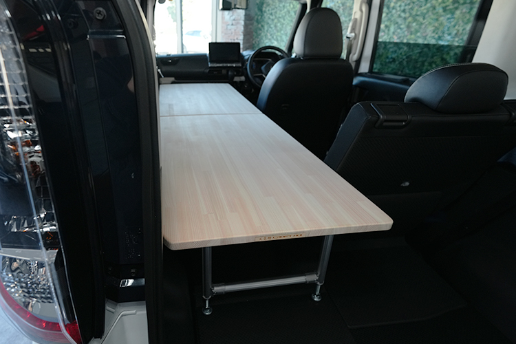 デリカD5シートアレンジ車中泊に最高なフルフラットや他シートアレンジを試してみます。広々車内のデリカ