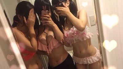 初めてスレッドたてます！レス100毎におっぱい画像うpします、一応女ですw | ゆうすけべぶろぐ