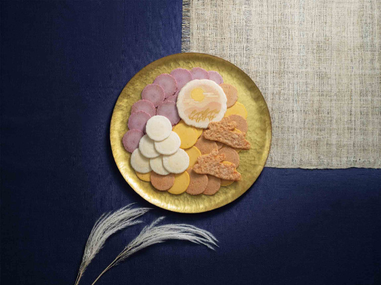 本日4月24日より、大阪府守口市・京阪百貨店 守口店地階の桂新堂売場がオープンしました！お客様に素敵なひと時を感じていただけるよう、精一杯営業してまいります。 お近くにお越しの際はぜひお立ち寄りください。 -——————————————慶応2年 1866年 創業 海老御菓子處 桂