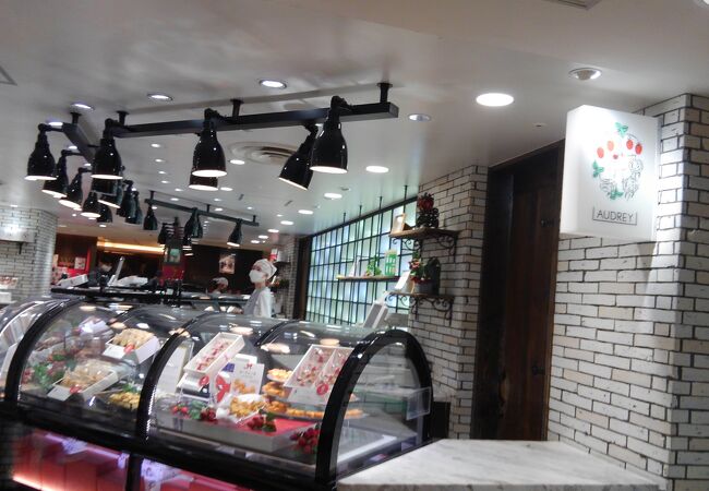 苺スイーツ”専門店「オードリー」一番人気はどれ? 絶品スイーツ大集合! 1 3- mimot. ミモット