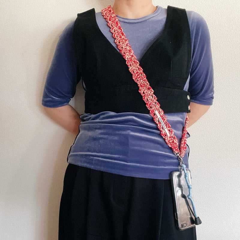 編み物Kitかぎ針編み ギザギザスカラのスマホストラップ ショルダー