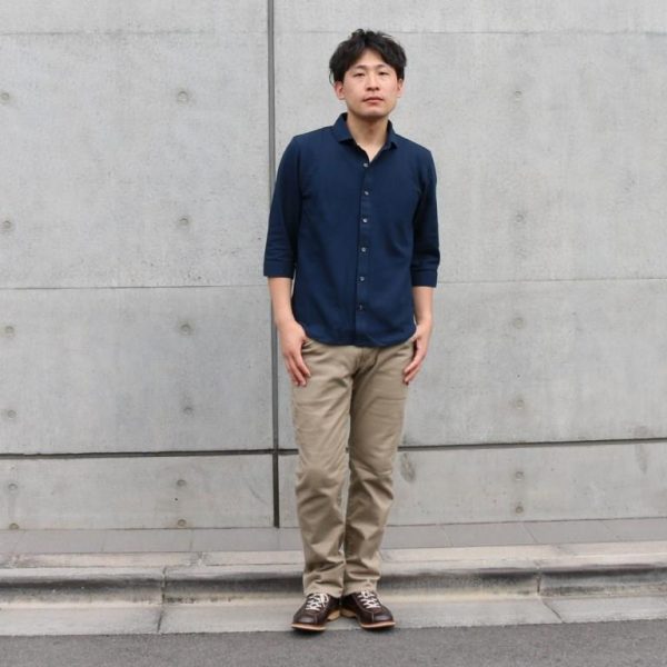 チノパンとワイシャツのメンズコーデ！ビジネスでも白シャツだとちょっとダサいかな？を解消するコツビジネス・オフィス・スマートカジュアル専門通販