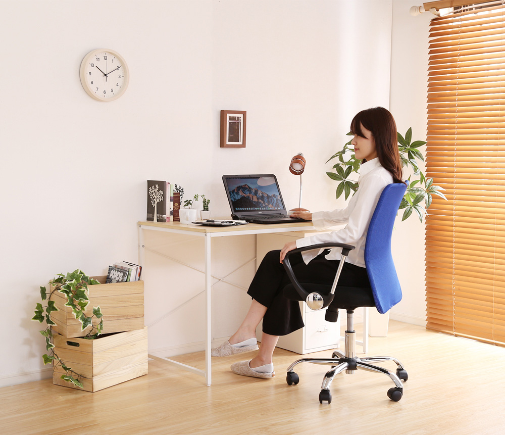 テレワーク向けデスクおすすめ6選！作業効率が上がるデスクの失敗しない選び方