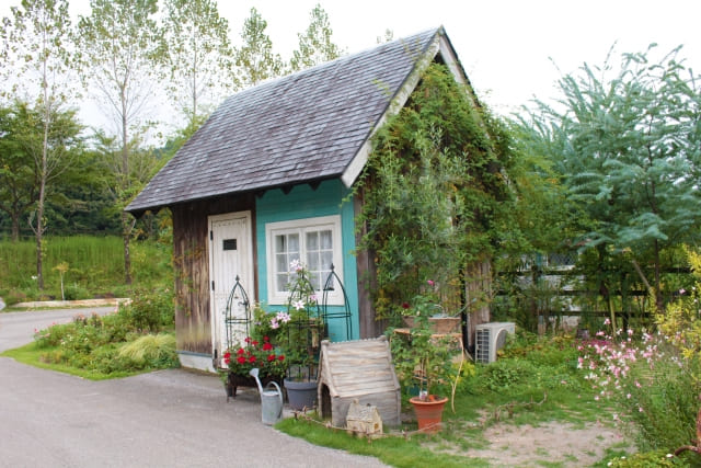 小屋って勝手に建てていいの？届出や固定資産税について解説します 物置 小屋DIY-FUFU- エキスパート - Yahoo!ニュース