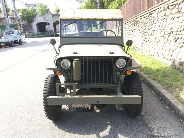 ジープの本格オフローダー「ラングラー アンリミテッド」の特別仕様車「ウィリス」は300台限定、568万円で買える！注目はミリタリー風のサージグリーンだ！ 業界先取り 業界ニュース・自動車ニュース2025国産車から輸入車まで MOTA