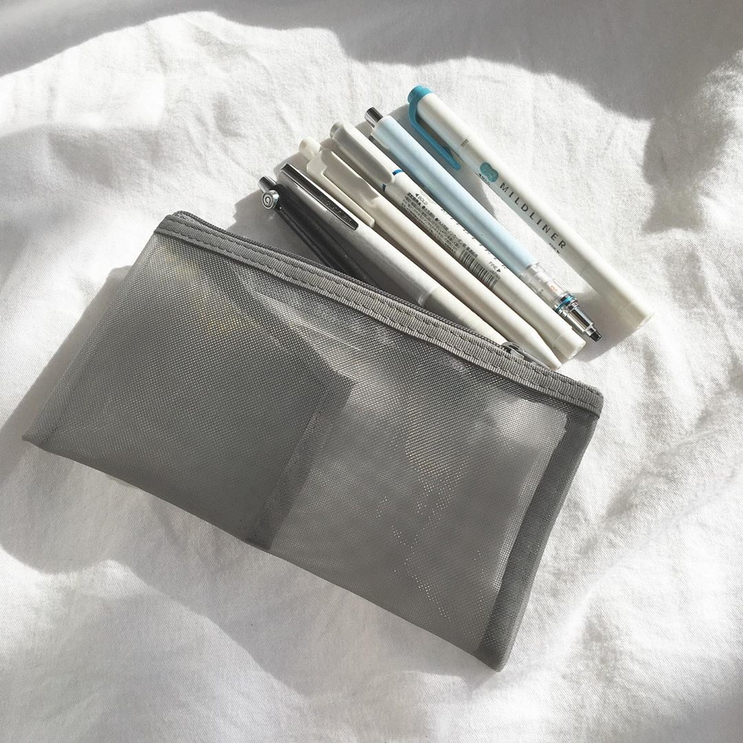 無印良品 ナイロンメッシュペンケース マチ付 約幅17×高さ10×マチ5cm グレー 良品計画 - アスクル
