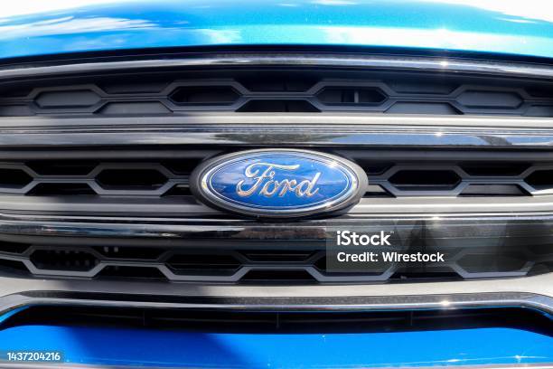 Amazon.co.jp: クラシック フォード ロゴ ビニール ステッカー - 10.16cm 丸型 : 車＆バイク