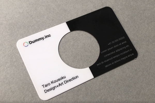 ユニークで面白い名刺を依頼できるサイトココナラ