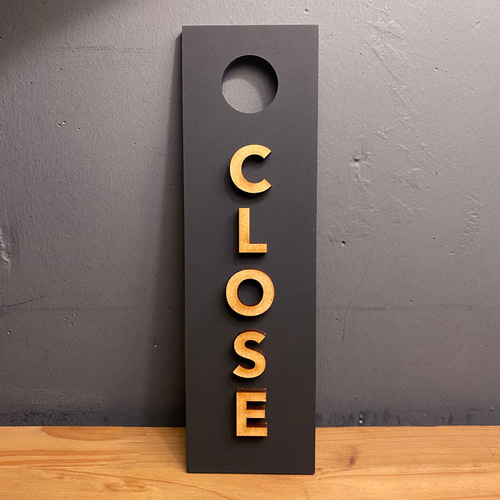 オープンクローズ看板 100均TikTok