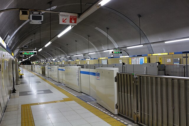 三ッ沢下町駅 ホームの階段・エレベーターに近い降車位置情報
