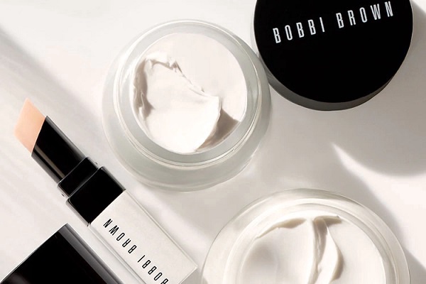 ボビイ ブラウンブローキット 02 サドル マホガニーの公式商品情報美容・化粧品情報はアットコスメ