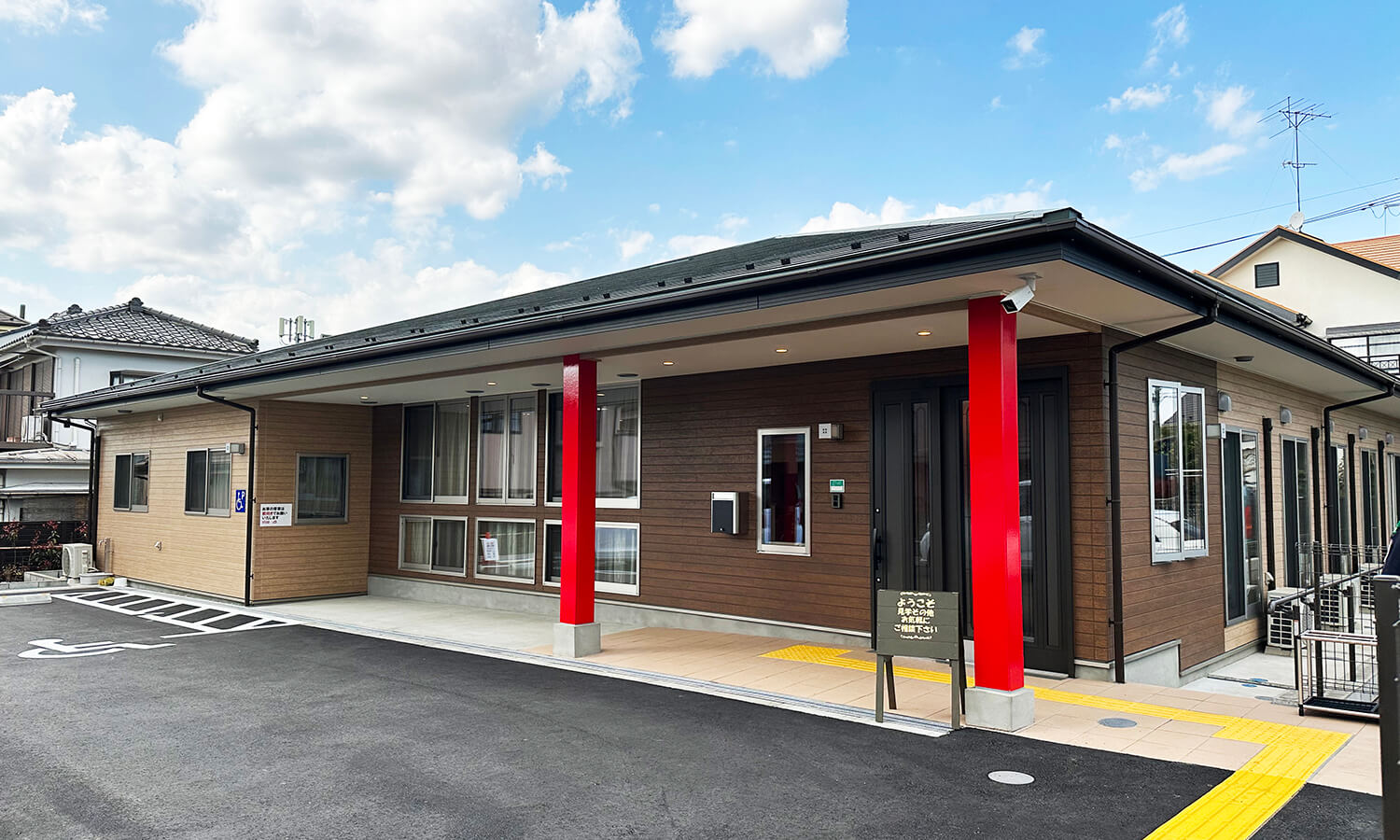 7 件の「建築 小規模オフィス」のアイデアを今すぐ保存建築、オフィスビル、ファサード など