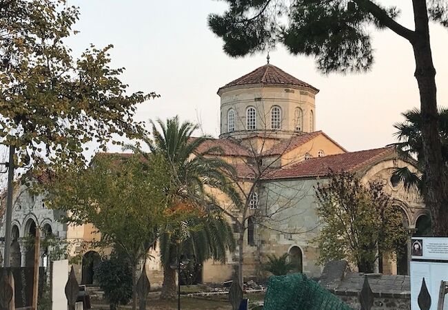 イスタンブール・ハギアソフィア・ガイドツアー - Hellotickets