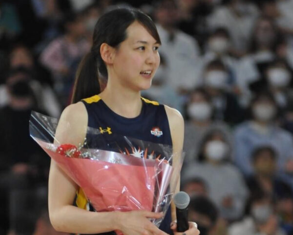 ドジャース・大谷&真美子夫人「理想の有名人夫婦」でトップに「互いをリスペクトし合えている」 - スポニチ Sponichi Annex 芸能