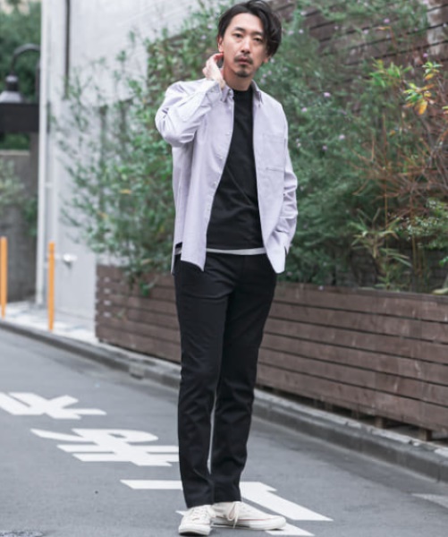 チノパン×白シャツ コーデ特集！キレイめな春夏の着こなし&おすすめアイテムを紹介メンズファッションメディア OTOKOMAE男前研究所