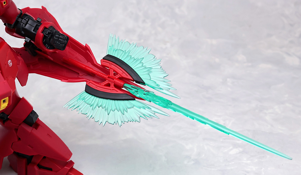 特徴的なダブル・ホーン・ファンネルを搭載した「MSN-04FF サザビー」がついにRGガンプラで立体化！ 4月22日発売予定 - HOBBY Watch