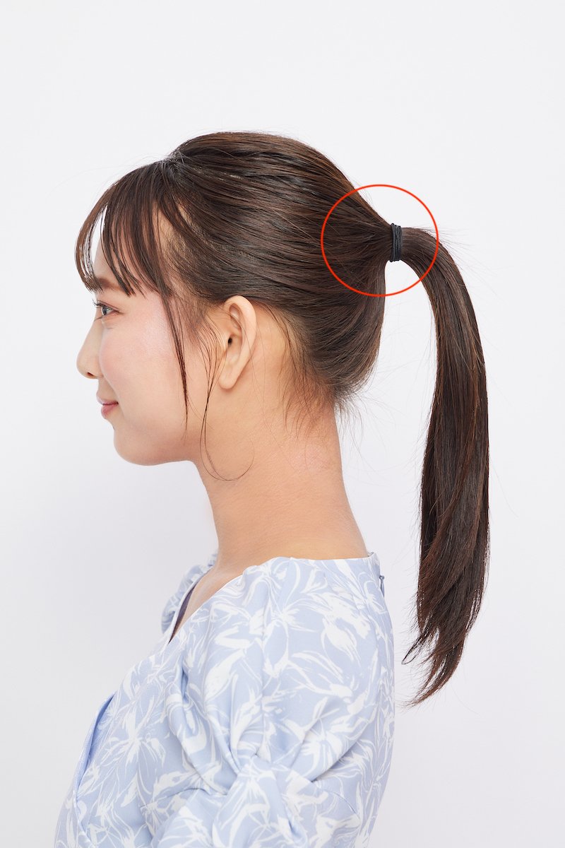 仕事に最適な 一つ結び 特集。オフィス向けの大人っぽい簡単ヘアアレンジをご紹介folk