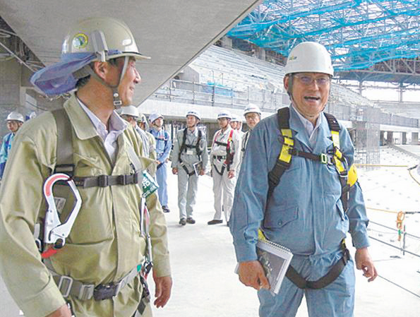 当社作業着が新しくなりましたお知らせ快適環境を創造するＴＡＫイーヴァック