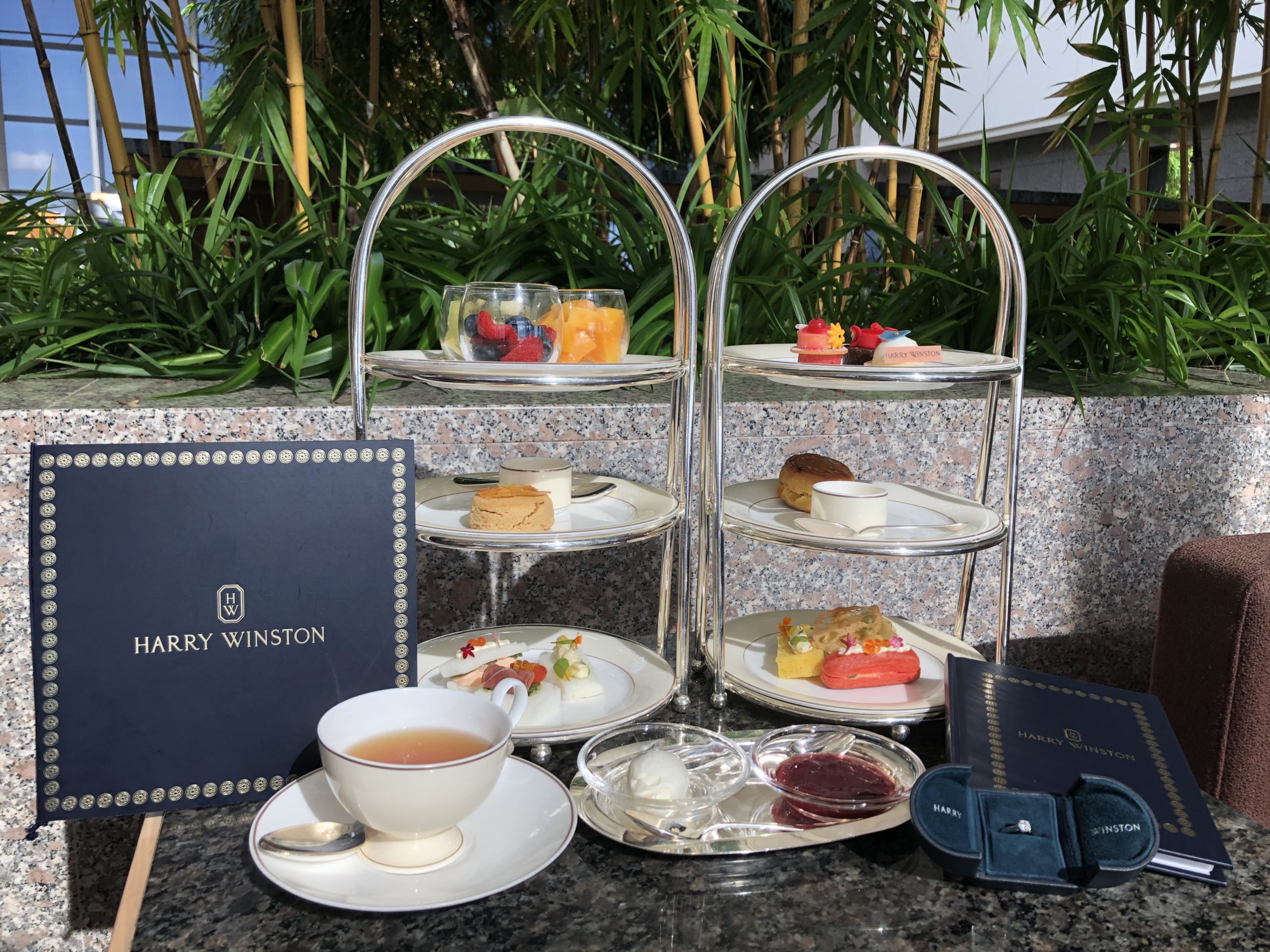 ハリー・ウィンストン、名古屋の「TIAD, オートグラフ コレクション」で期間限定アフターヌーンティーを開催！ハーパーズ バザー Harper'sBAZAAR 公式