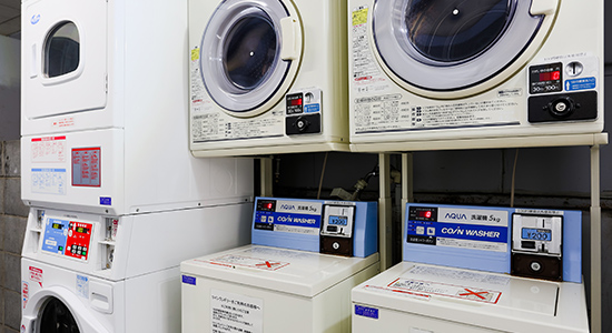 ホテル暮らしの「洗濯」ってどうする？ランドリーコーナーやコインランドリー、洗濯代行など使ってみた感想まとめgoodroom journal