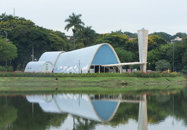 世界遺産ブラジリア写真ルポ01：遷都60年！ニーマイヤーの奇跡、三権広場へBUNGA NET