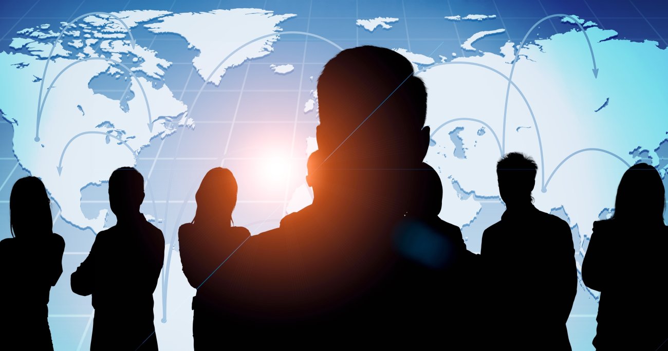 元MI6スパイが「ジェームズ・ボンド顔負け」の半生を全告白クーリエ・ジャポン