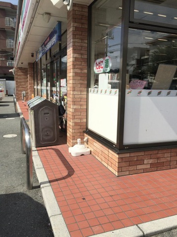 日野市 セブンイレブン神明４丁目店にて野菜が販売されていました！深夜や早朝の買い物に便利かもしれませんね。号外NET 日野市