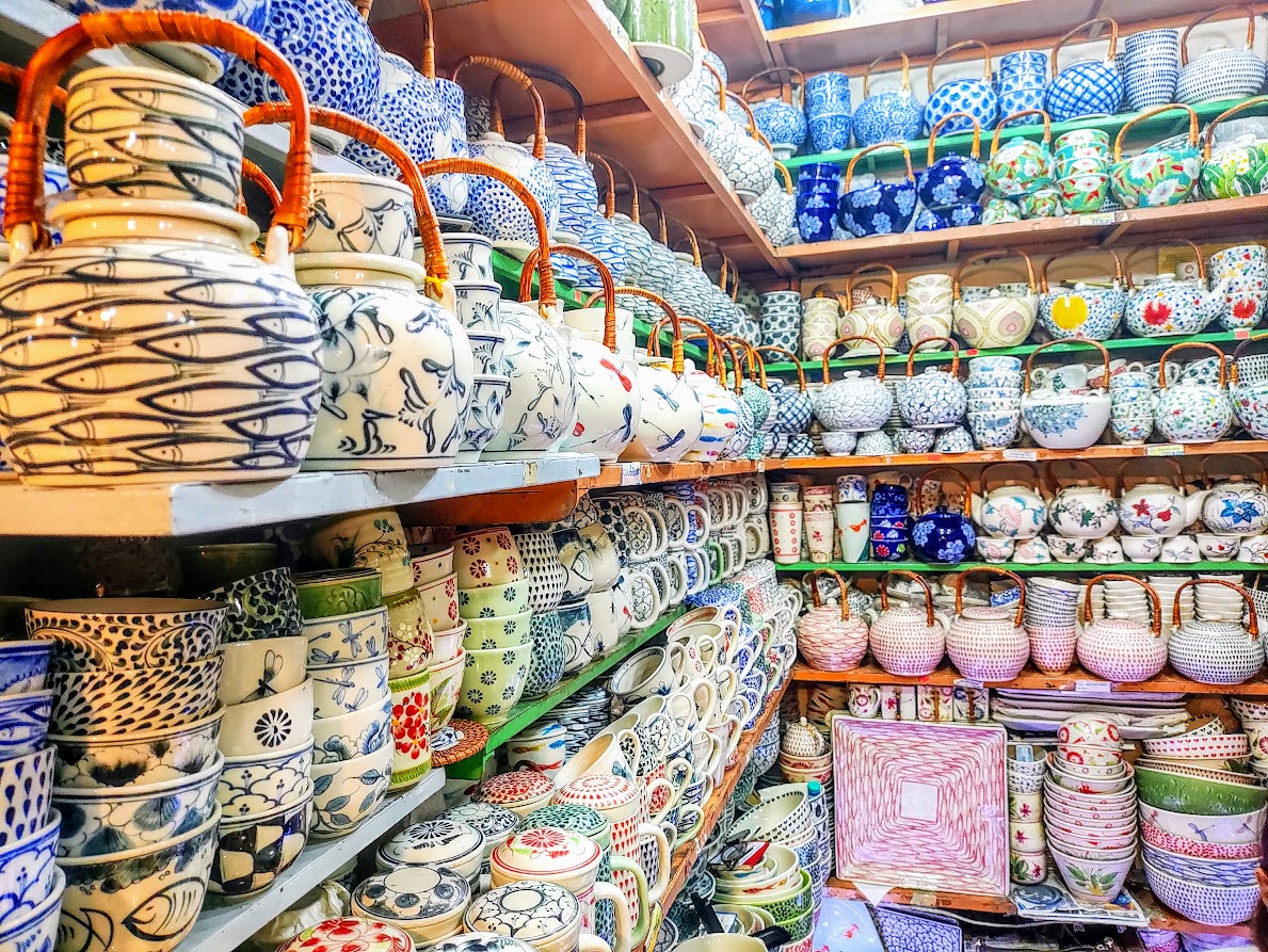 ベンタイン市場 チョー・ベン・タンベトナムナビ