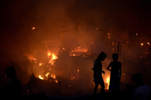 トンド大火続報 - フィリピンりぱぶりっく狂笑国